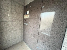 【神奈川県/横浜市南区三春台】キャッスルマンション横浜三春台 宅配BOX