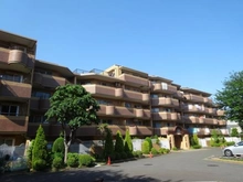 【神奈川県/横浜市保土ケ谷区峰沢町】NICシルクハイム三ツ沢桜台 A棟 外観