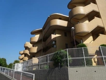 【神奈川県/横浜市保土ケ谷区峰沢町】NICシルクハイム三ツ沢桜台 A棟 外観