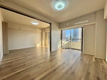 【神奈川県/横浜市神奈川区高島台】高島台センチュリーマンション リビング・ダイニング