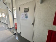 【神奈川県/横浜市神奈川区高島台】高島台センチュリーマンション 共用施設：各階ゴミ置き場