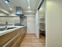 【神奈川県/横浜市西区宮ケ谷】三ツ沢ハイタウン 3号棟 キッチン