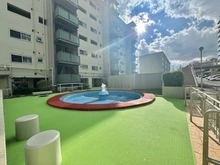 【神奈川県/横浜市西区宮ケ谷】三ツ沢ハイタウン 3号棟 共用施設：大人用のプールもございます