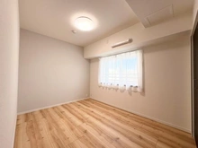 【神奈川県/横浜市保土ケ谷区釜台町】上星川ダイカンプラザ弐号館 洋室