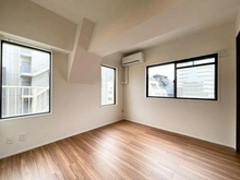 【神奈川県/横浜市中区住吉町】シャンローゼ関内 洋室