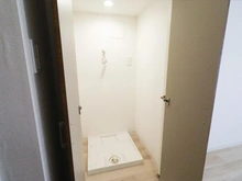 【神奈川県/横浜市西区老松町】第一ニュー 野毛山マンション 洗濯機置場