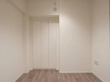 【神奈川県/横浜市神奈川区鶴屋町】THE YOKOHAMA FRONT TOWER 洋室