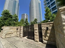 【神奈川県/横浜市西区みなとみらい】M.M.TOWERS the West アプローチ