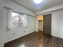 【神奈川県/横浜市神奈川区松見町】ブリシア横浜大口 サービスルーム（納戸）