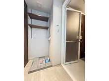 【神奈川県/横浜市神奈川区泉町】横浜市神奈川区泉町 中古マンション 収納