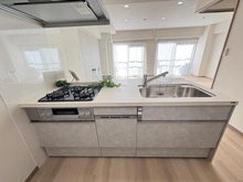 【神奈川県/横浜市神奈川区神之木町】横浜市神奈川区神之木町 中古マンション キッチン