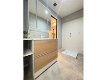 【神奈川県/横浜市神奈川区神之木町】横浜市神奈川区神之木町 中古マンション 洗面所