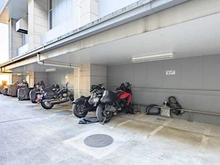 【神奈川県/横浜市西区みなとみらい】ブルーハーバータワーみなとみらい バイク置場