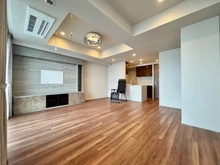 【神奈川県/横浜市神奈川区鶴屋町】THE YOKOHAMA FRONT TOWER リビング・ダイニング：※家具調度品は価格に含まれません