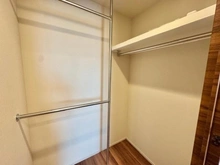 【神奈川県/横浜市神奈川区鶴屋町】THE YOKOHAMA FRONT TOWER ウォークインクローゼット：約1.2帖