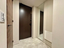 【神奈川県/横浜市神奈川区鶴屋町】THE YOKOHAMA FRONT TOWER 玄関