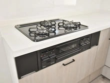 【神奈川県/横浜市旭区今宿東町】ライオンズマンション鶴ヶ峰ガーデン キッチン：三ツ口コンロ