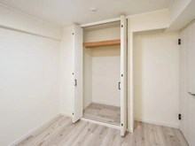 【神奈川県/横浜市旭区今宿東町】ライオンズマンション鶴ヶ峰ガーデン 洋室：クローゼット