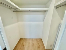 【神奈川県/横浜市神奈川区台町】恒陽マンション 収納：洋室