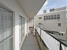 【神奈川県/横浜市神奈川区上反町】反町ステーションハイツ バルコニー
