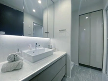 【神奈川県/横浜市神奈川区鶴屋町】THE　YOKOHAMA　FRONT　TOWER 洗面所