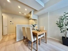 【神奈川県/横浜市西区北軽井沢】ライオンズマンション三ッ沢公園 ダイニングキッチン