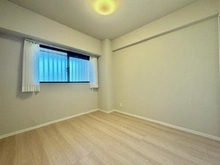 【神奈川県/横浜市西区北軽井沢】ライオンズマンション三ッ沢公園 洋室：約5帖