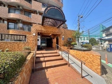 【神奈川県/横浜市西区北軽井沢】ライオンズマンション三ッ沢公園 アプローチ