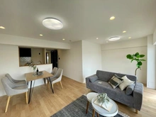 【神奈川県/横浜市港北区仲手原】妙蓮寺ビューハイツ リビング・ダイニング：ダウンライト設置/フローリング仕様