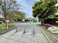 【神奈川県/横浜市港北区仲手原】妙蓮寺ビューハイツ 仲手原二丁目公園（現地より約5m）