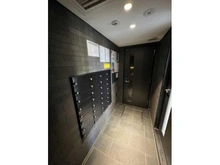 【神奈川県/横浜市神奈川区神奈川本町】ヴェレーナブリエ東神奈川 メールBOX