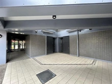 【神奈川県/横浜市南区六ツ川】グランドメゾン弘明寺 敷地内