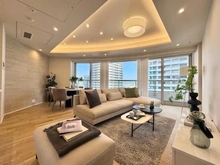 【神奈川県/横浜市西区みなとみらい】M.M.TOWERS FORESIS R棟 リビング・ダイニング：※家具・調度品は販売価格に含まれておりません