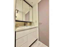 【神奈川県/横浜市神奈川区鶴屋町】ザ・ヨコハマフロントタワー 洗面所