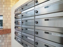 【神奈川県/横浜市中区根岸町】ヴェリテ根岸森林公園 メールBOX