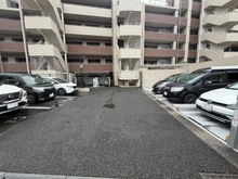【神奈川県/横浜市神奈川区富家町】びゅうパルク横濱富家町弐番館 駐車場