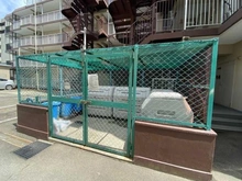 【神奈川県/横浜市中区新山下】ネオコーポ山下 敷地内：ゴミ置き場