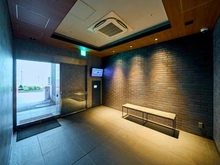 【神奈川県/横浜市西区北幸】シティハウス横浜 共用部：駐車場ウェイティングスペース