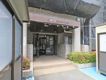 【神奈川県/横浜市南区大岡】弘明寺ガーデンハウス アプローチ