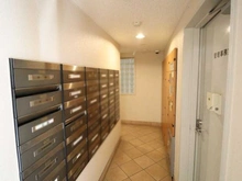 【神奈川県/横浜市中区山下町】クリオ横浜元町壱番館 共用部：メールBOX・宅配BOX