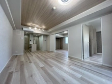 【神奈川県/横浜市中区山下町】ライオンズマンション横濱山下公園 LDK：15帖を超えるLDKスペース