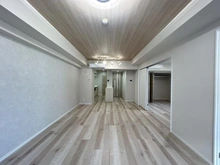 【神奈川県/横浜市中区山下町】ライオンズマンション横濱山下公園 LDK：15帖を超えるLDKスペース