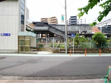 【神奈川県/横浜市西区平沼】ピュアシティ横浜II 前面道路