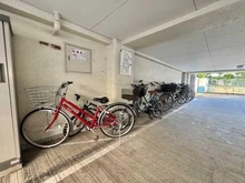 【神奈川県/横浜市神奈川区高島台】高島台センチュリーマンション 駐輪場