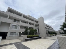 【神奈川県/横浜市保土ケ谷区境木本町】ハイツ東戸塚 2号棟 敷地内
