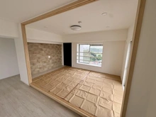 【神奈川県/横浜市南区堀ノ内町】ヴォワール蒔田 和室：現在、畳にはカバーが掛かっております