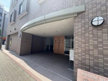 【神奈川県/横浜市南区宮元町】横浜蒔田ロイヤルコーポ アプローチ