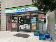 【神奈川県/横浜市中区初音町】クリオ黄金町 1階部分 ファミリーマート 黄金町北店