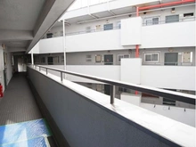 【東京都/新宿区戸山】戸山ハイツ 27号棟 共用部