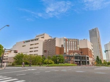 【神奈川県/横浜市西区みなとみらい】みなとみらいミッドスクエアザタワーレジデンス 横浜ワールドポーターズ（現地より約1,000m）